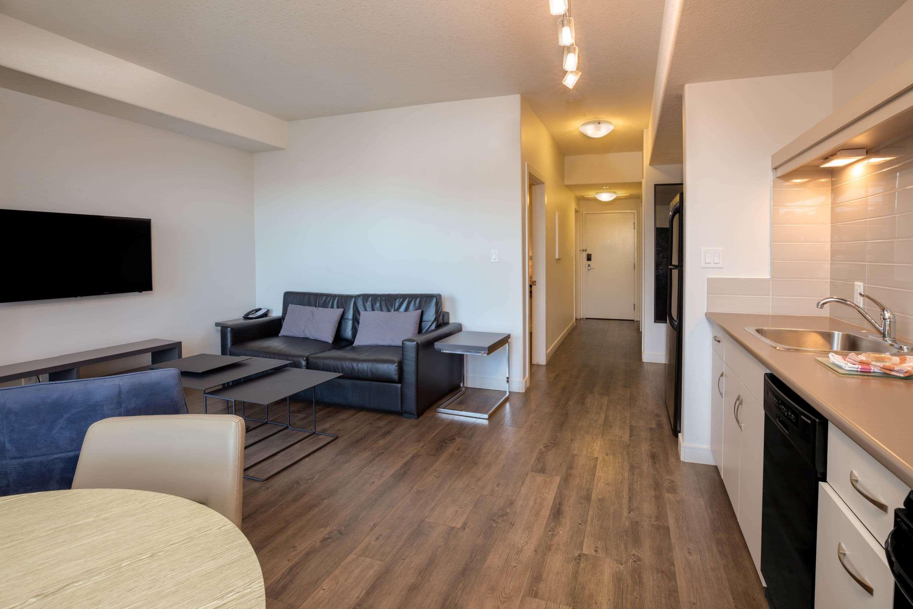 Ramada By Wyndham Fort Mcmurray Exterior photo