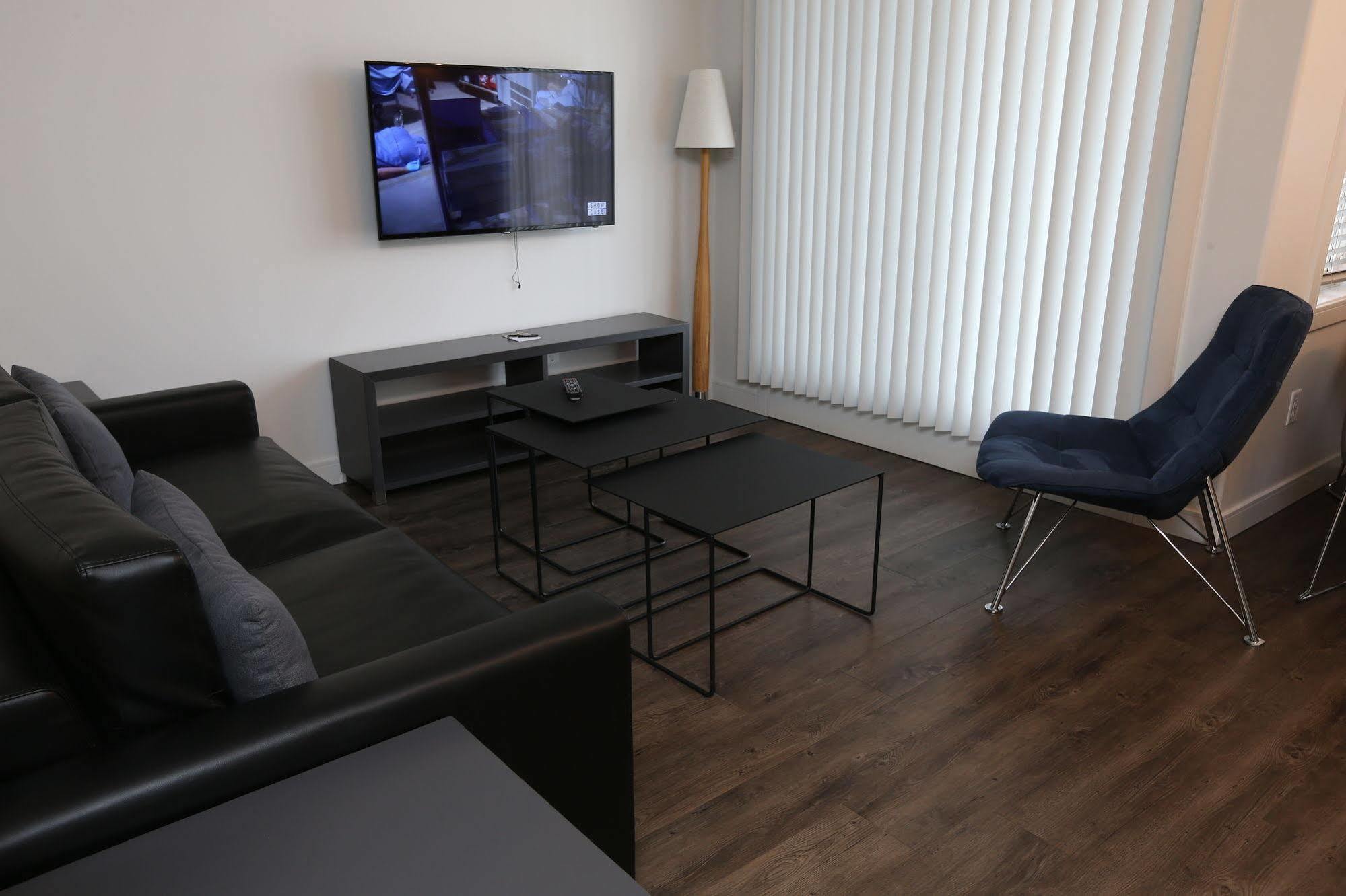Ramada By Wyndham Fort Mcmurray Exterior photo